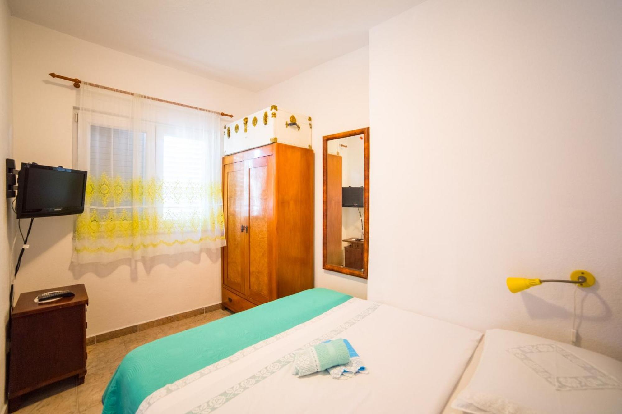 Apartmani Kala Podgora Zimmer foto